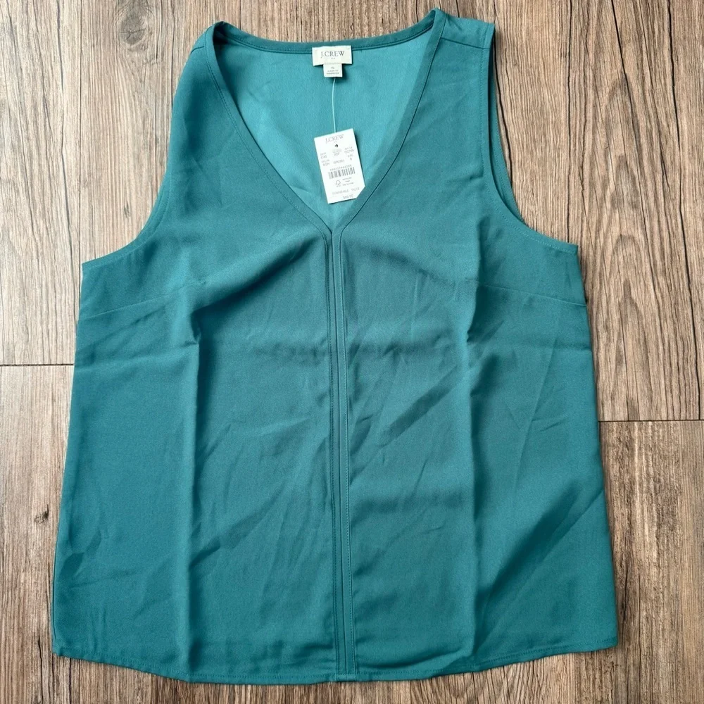 NWT J. Crew Sleeveless V-neck Crepe Shell Small